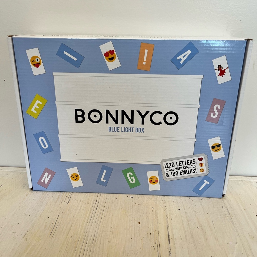 Bunnyco Blue Light Box 220 Letters & Symbols‎ + 180 Emojis New